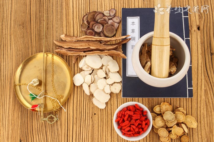 老人血压低吃什么补品好