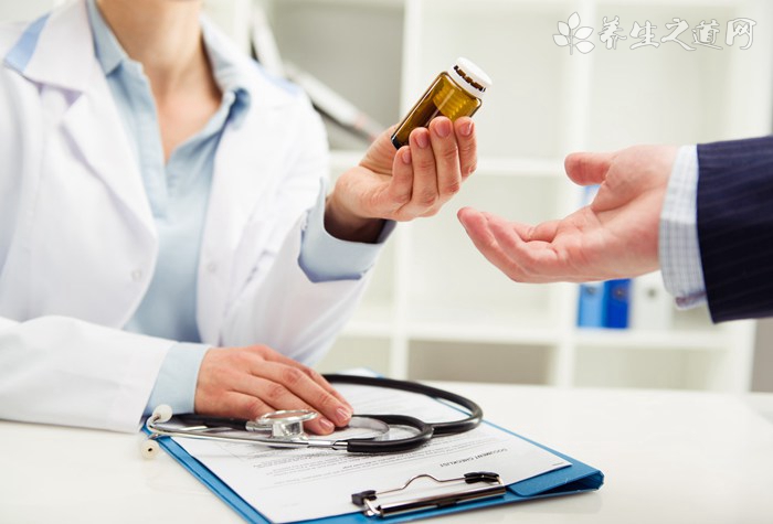 腰椎间盘突出压迫神经吃什么药