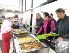 安徽安庆建成512个老年食堂 让25万人次享受幸福“食”光