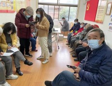 上海虹口加快老年人疫苗接种：建立目标人群台账，点对点上门服务
