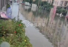 北京城郊，当洪水涌向空巢老人