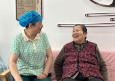 青海西宁：社区“原居养老” 让更多老人安享幸福晚年
