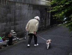 日媒：日本更多老年独居女性“老无所依”
